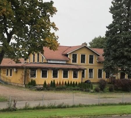Gastis I Floby Ab Hostel Εξωτερικό φωτογραφία